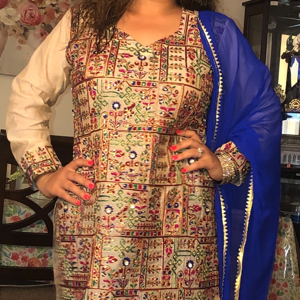 3 Piece Pakistani Suit